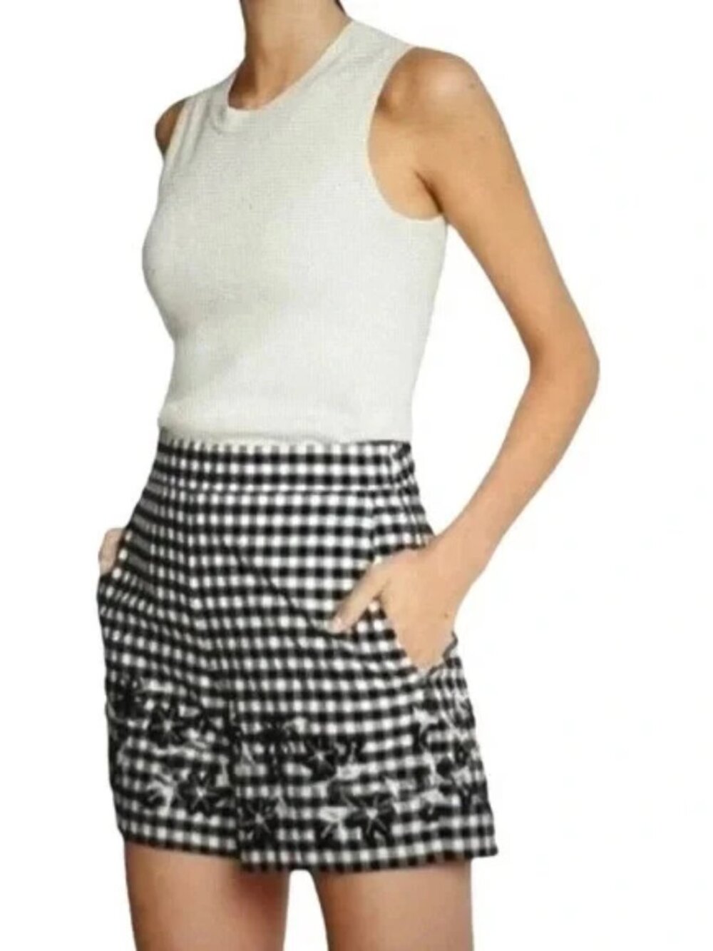 ANN TAYLOR BLACK & WHITE PLAID EMBROIDERED CASUAL BOHO SHORTS CHINO SIZE: 6 NWT
